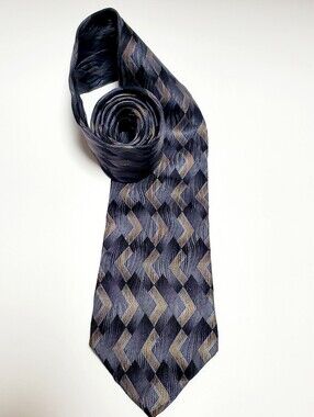 Vintage Cambridge Tie Classics 100% Silk Featuring a Retro Abstract Geo. Pattern